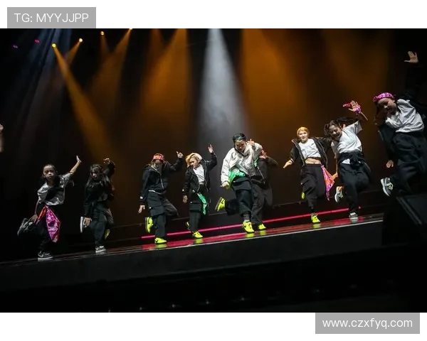 南京街舞队以60分领跑世界街舞大赛积分榜展现实力与风采